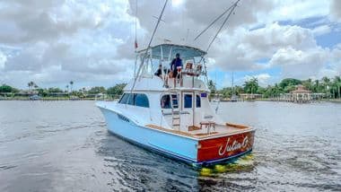 Hatteras 46 Convertible for Sale