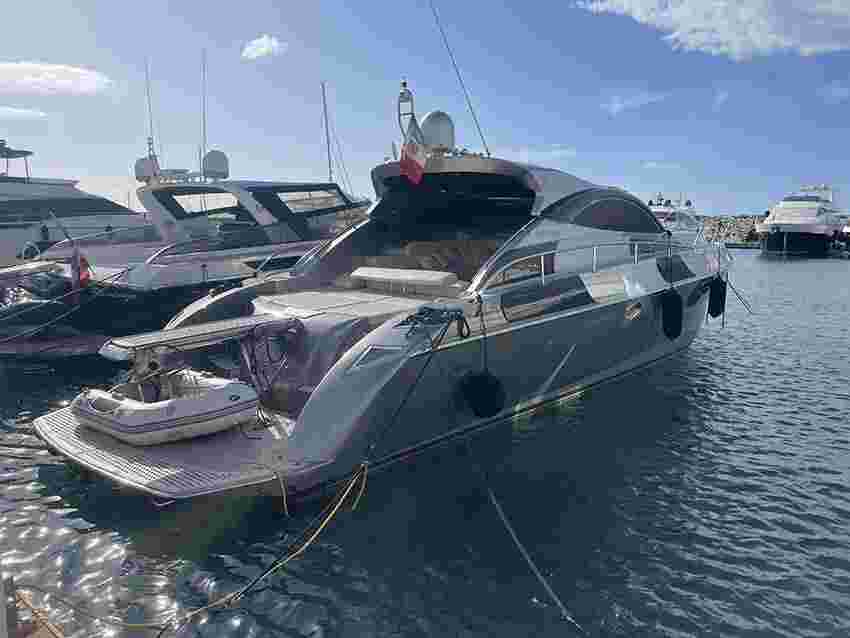 2005 Rizzardi 45 Incredible