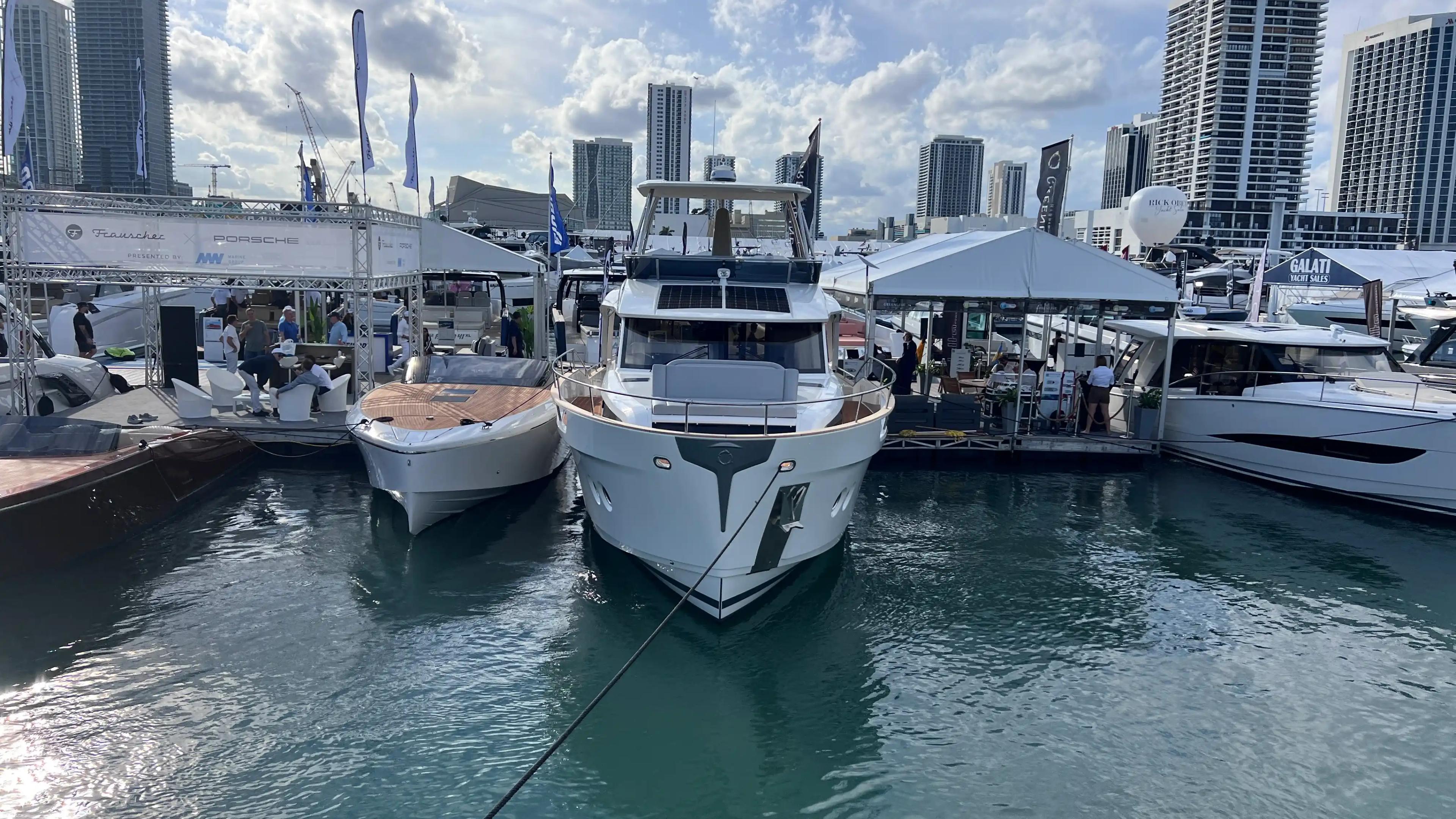 Greenline Yachts 48 Fly For Sale