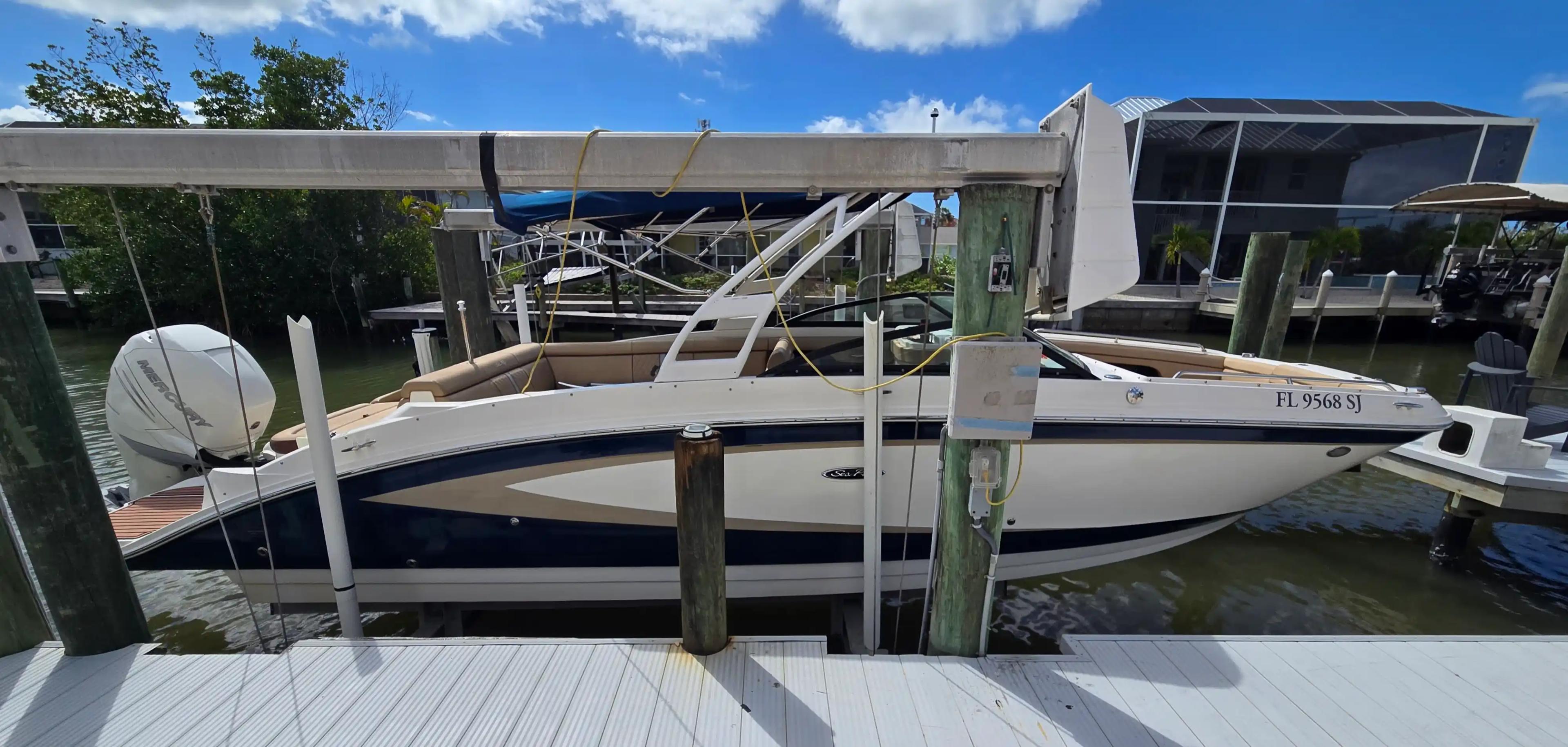 Sea Ray 270 Sundeck For Sale