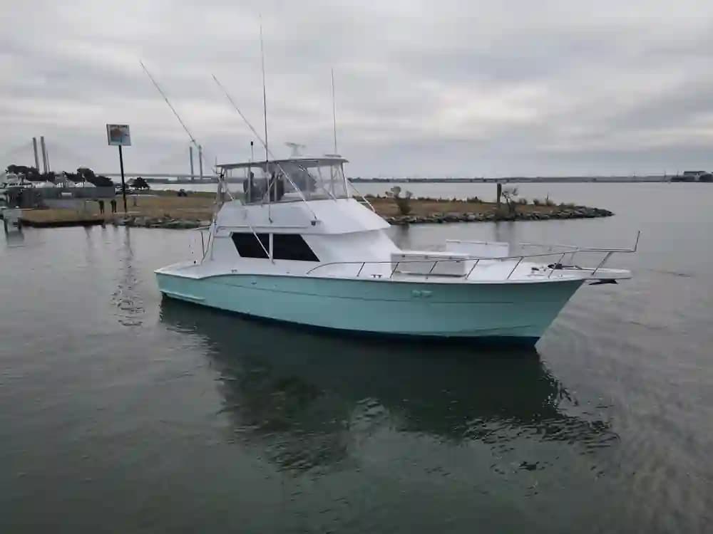 Hatteras 52 Convertible for Sale