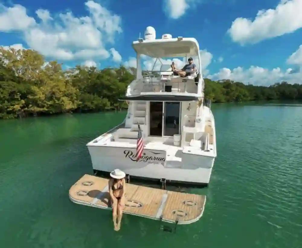 Silverton Convertible 42 For Sale