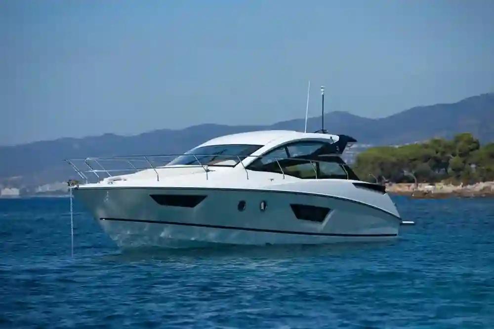 Beneteau Gran Turismo 40 For Sale