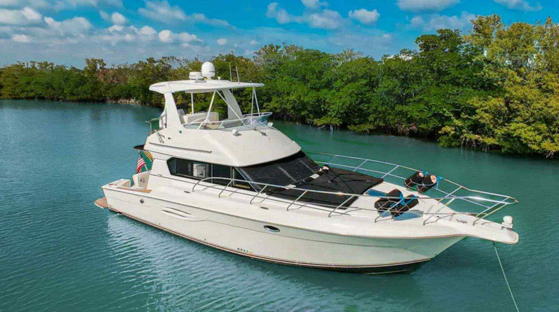 Yacht