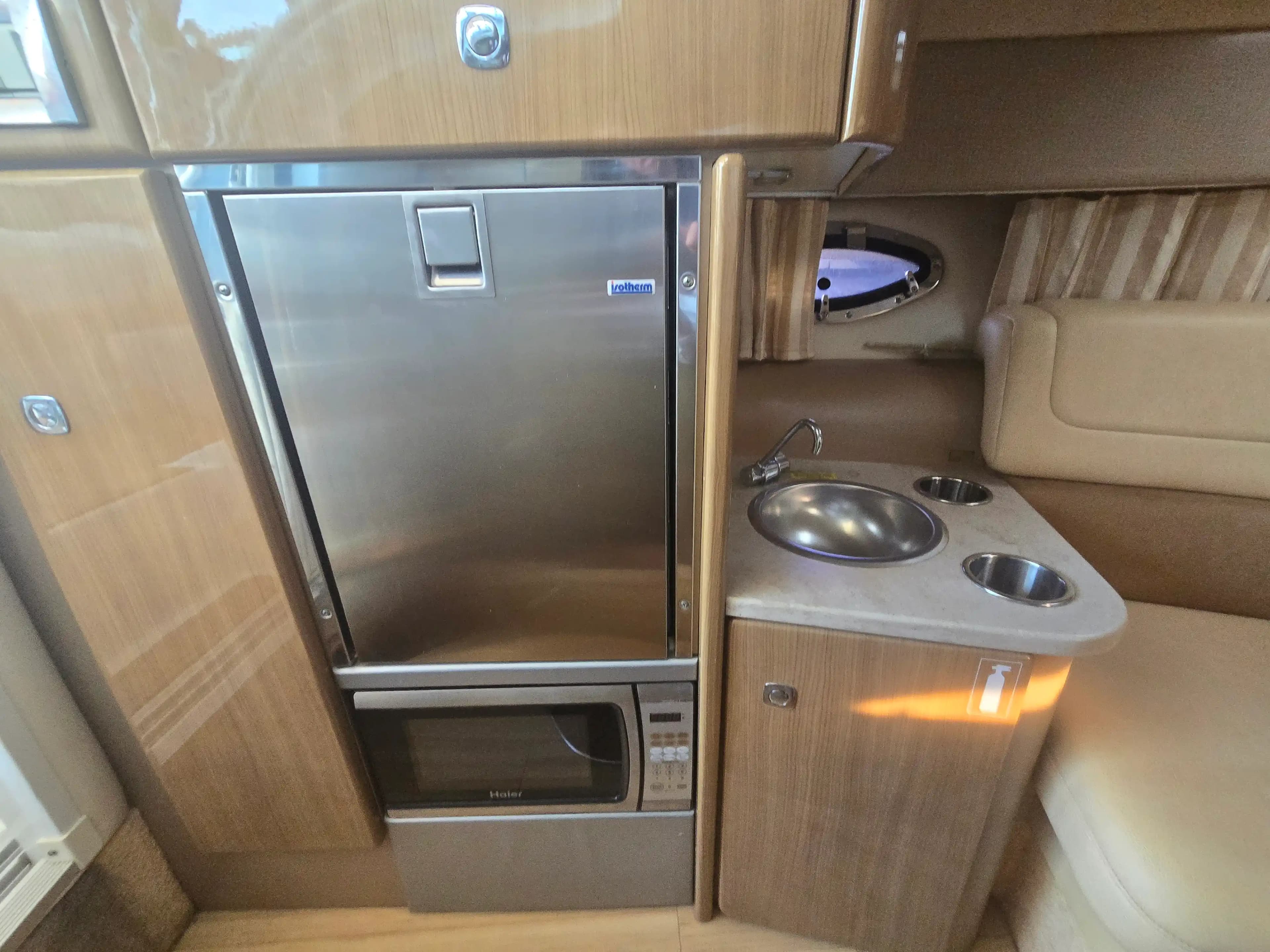 2013 Formula Boats 310 Sun Sport for Sale in Cape Coral, Florida Sport Cruiser 5