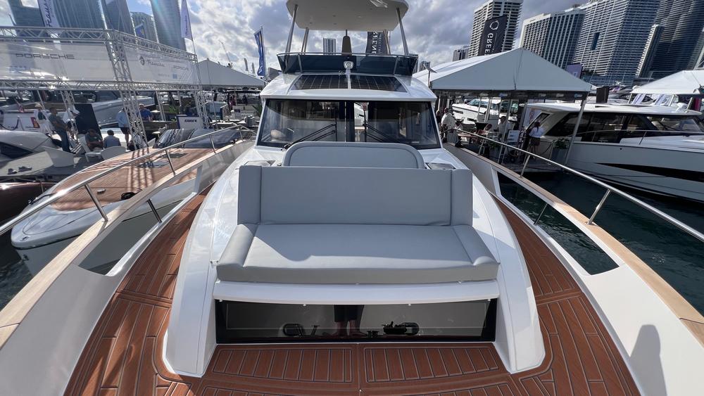 2024 Greenline Yachts 48 Fly