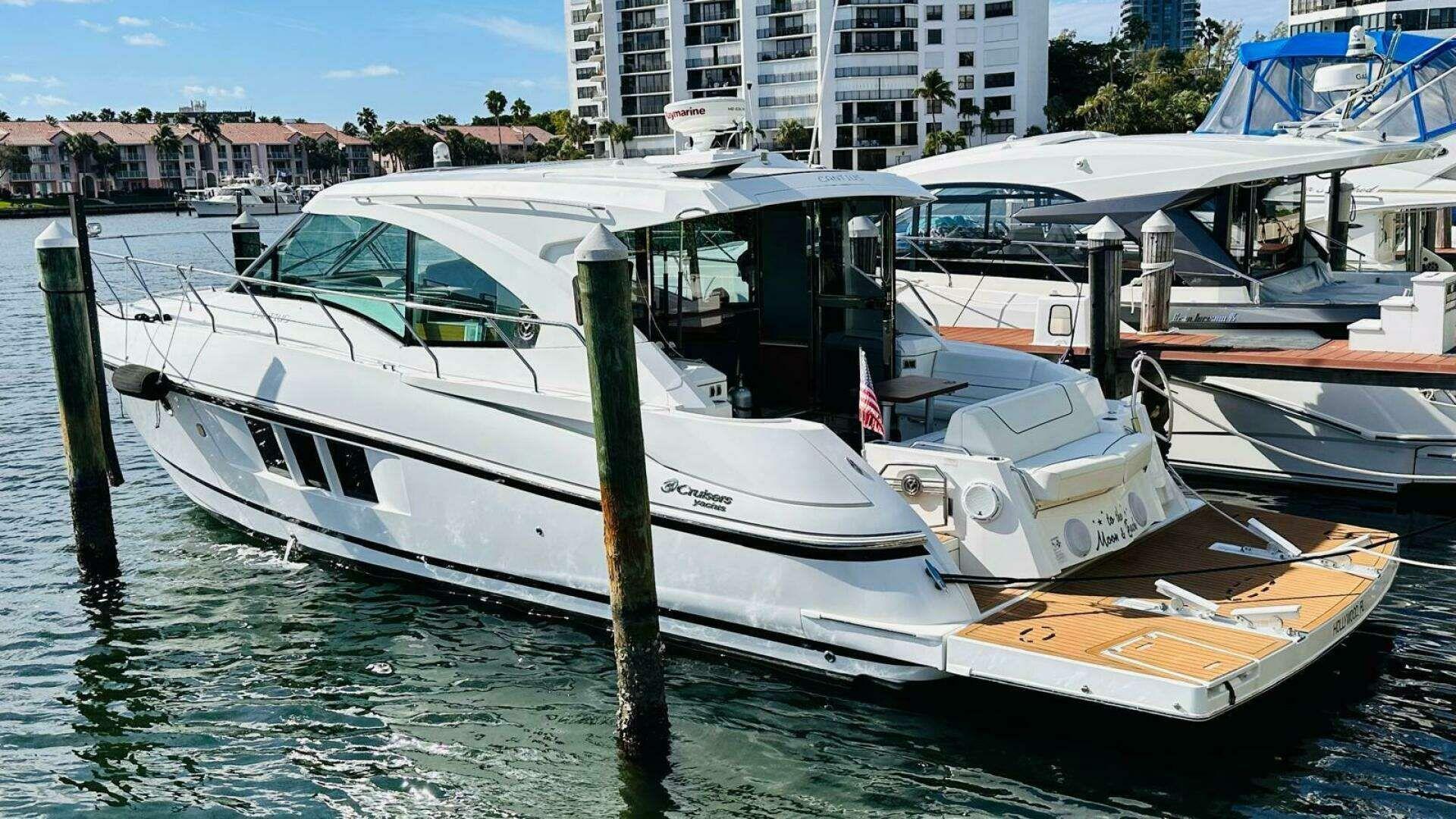Cruisers Yachts 45 Cantius For Sale