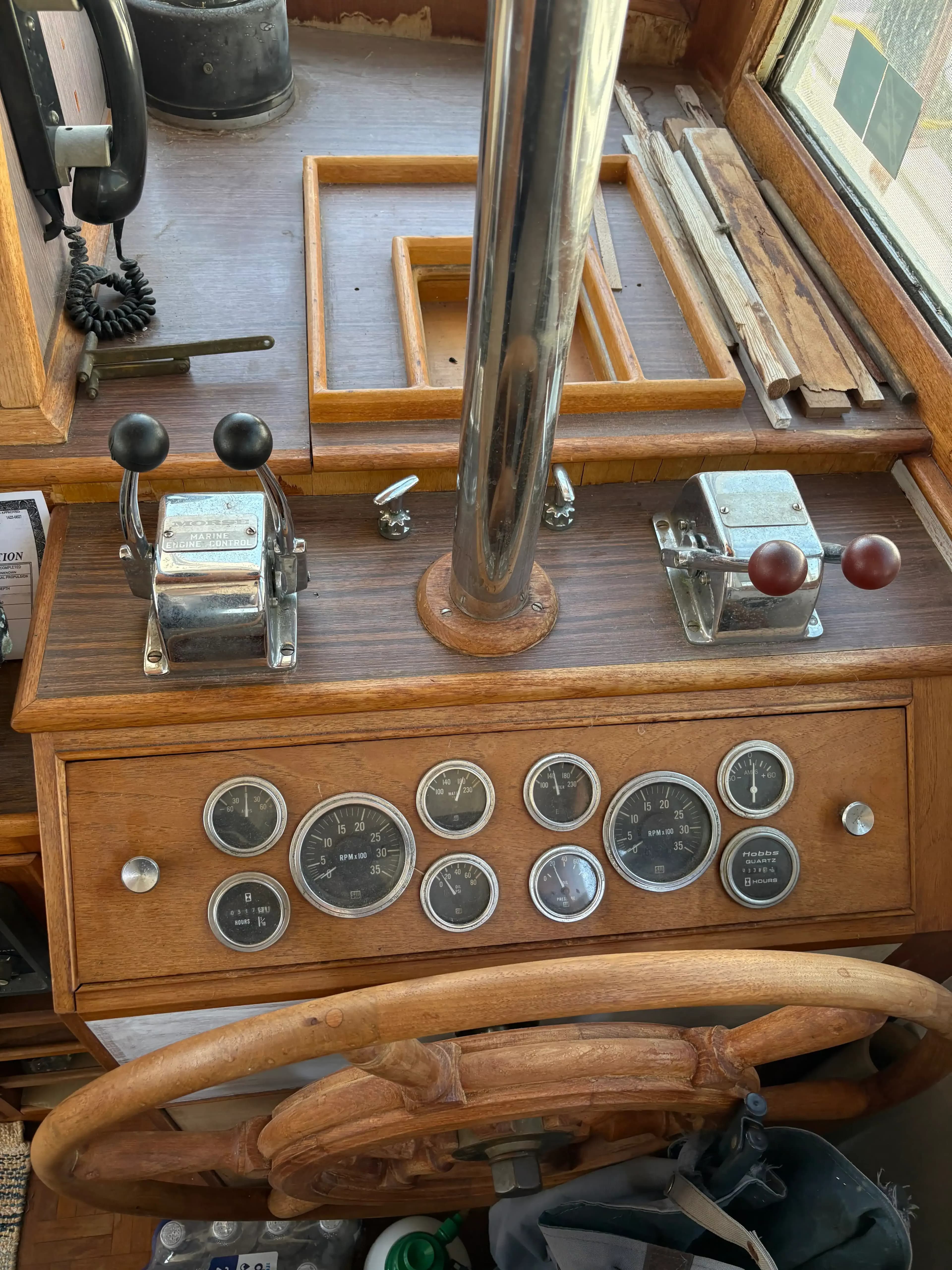 1981 Grand Banks Yachts Classic Sold in Washington, District of Columbia Trawler 4