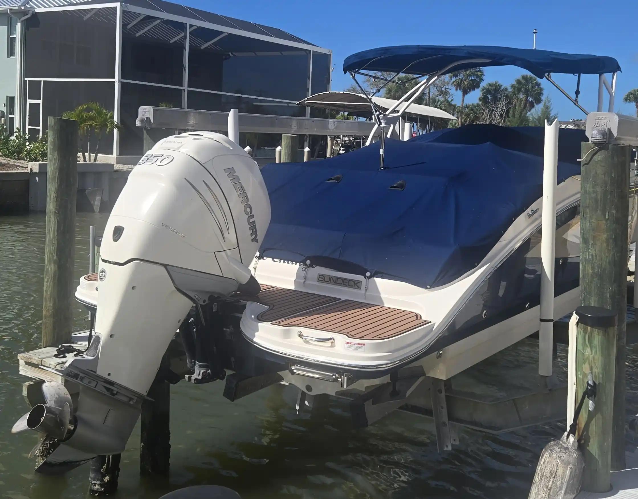 Sea Ray 270 Sundeck For Sale