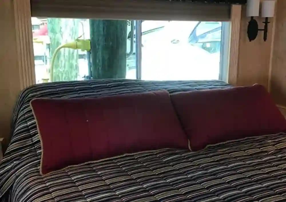 2017 Sumerset Houseboat for Sale in Chestertown, Maryland Houseboat 5