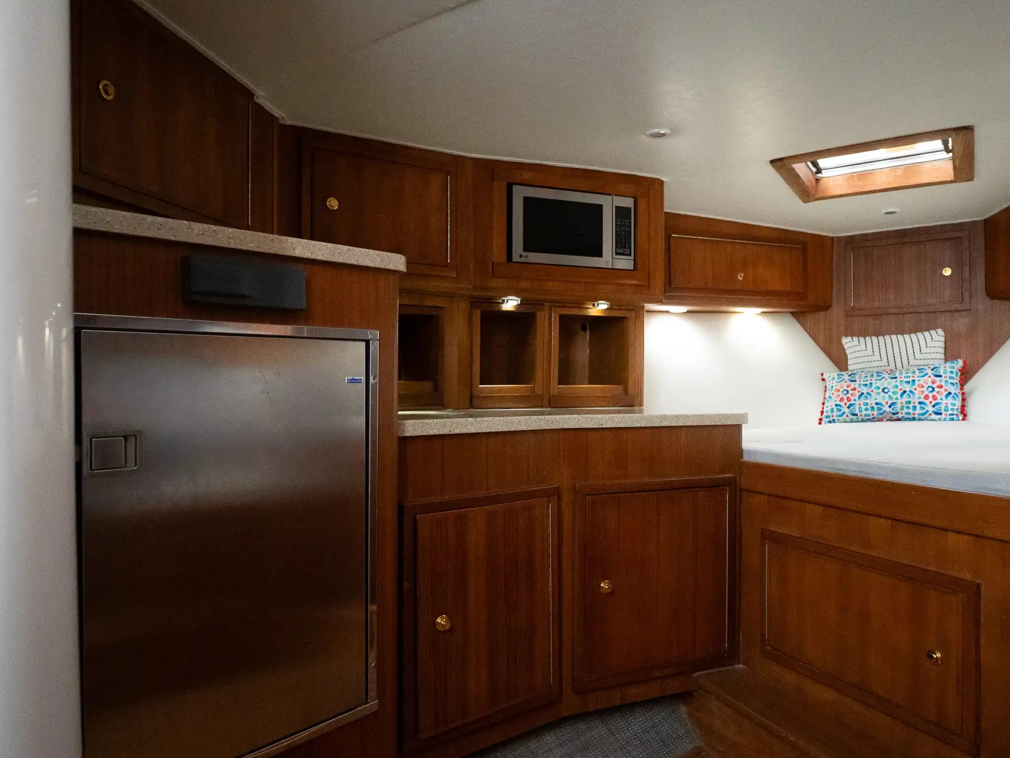 2017 Out Island SeaTek36 Express for Sale in Fort Lauderdale, Florida Center Console 5