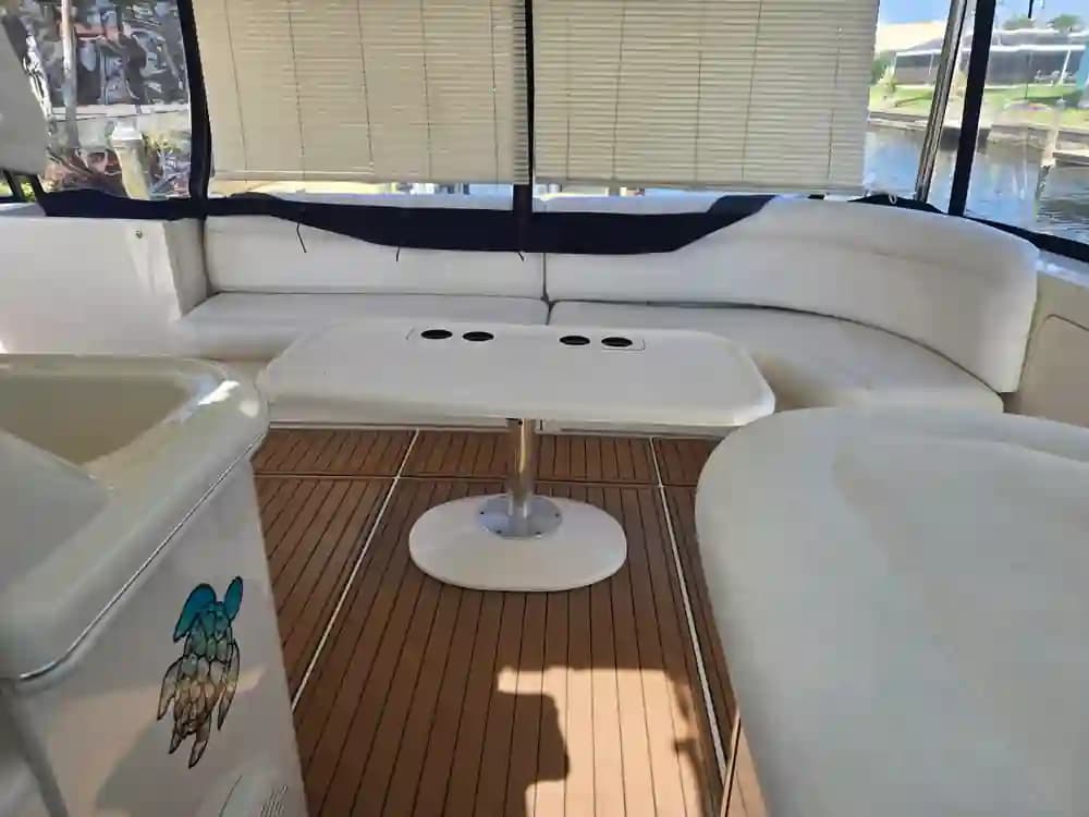 2004 Sea Ray 480 for Sale in Cape Coral, Florida Motor Yacht 3