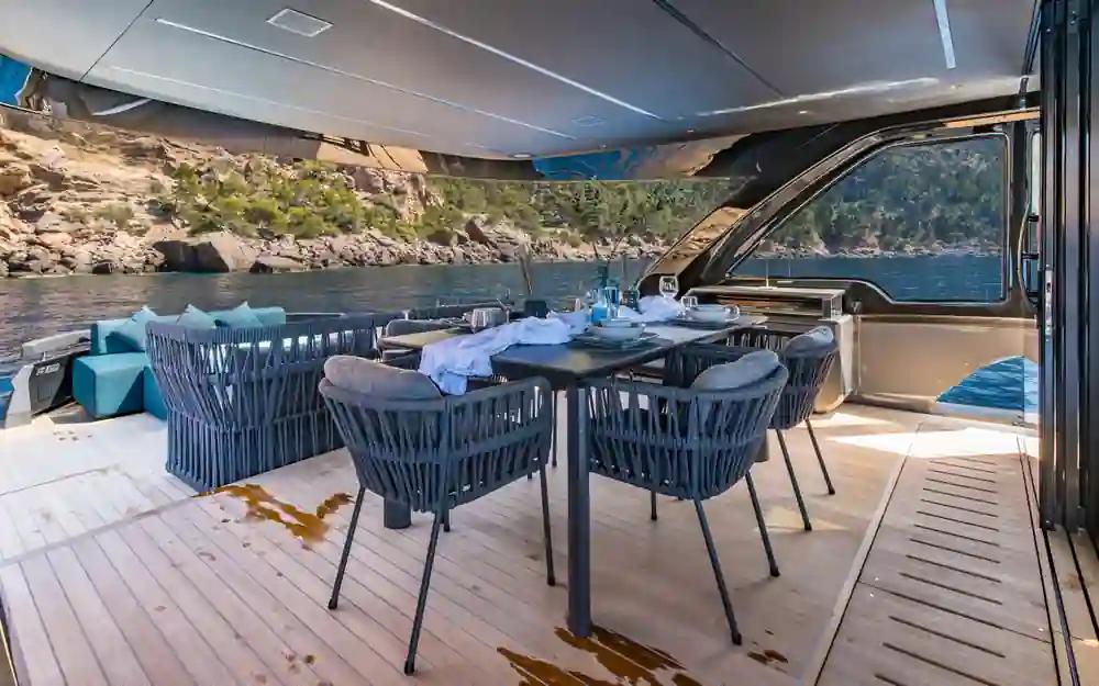 Explorer Yacht EX62 For Sale