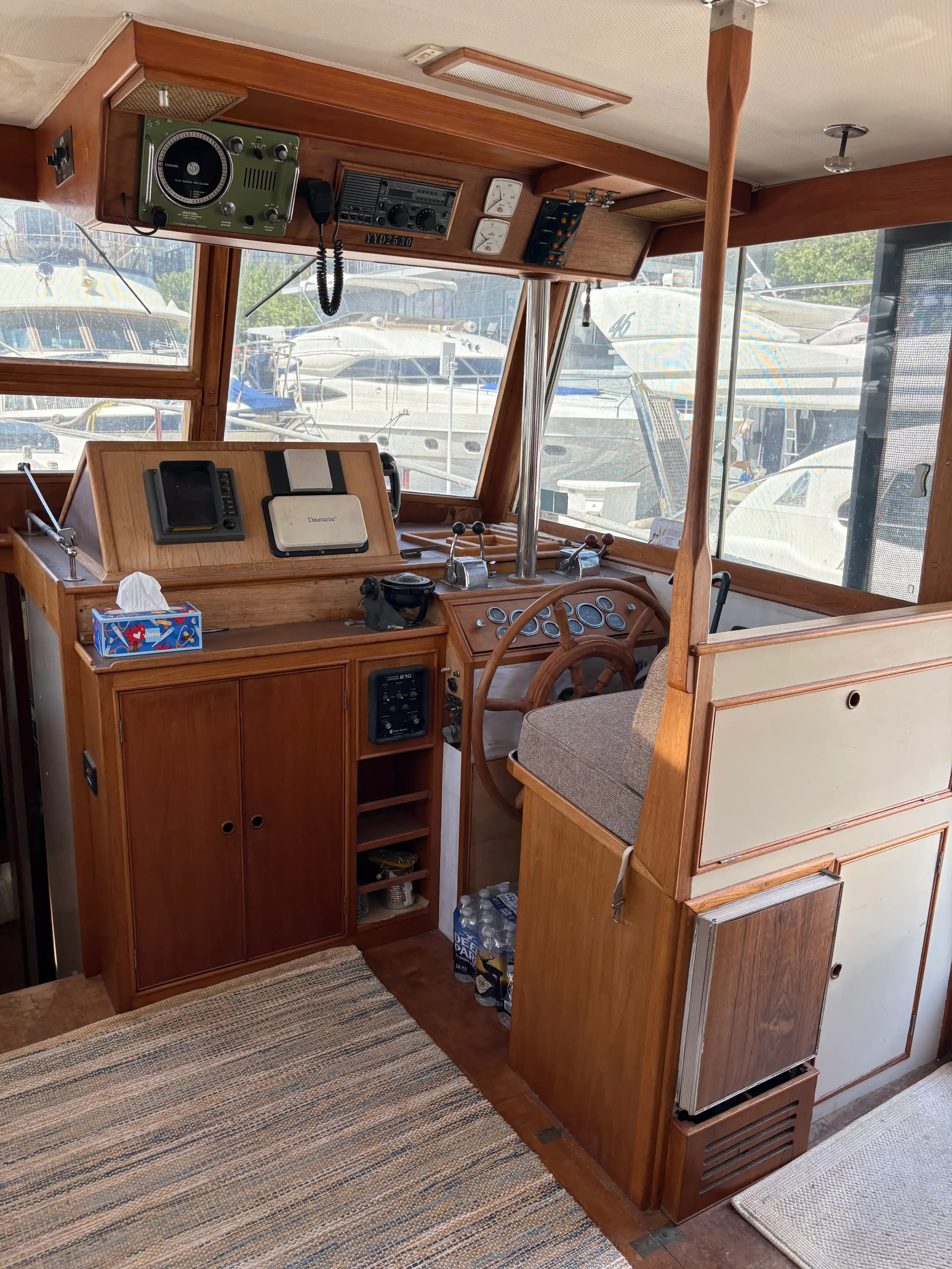 1981 Grand Banks Yachts Classic Sold in Washington, District of Columbia Trawler 2