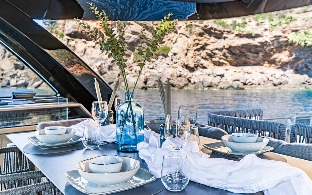 2024 Explorer Yacht EX62