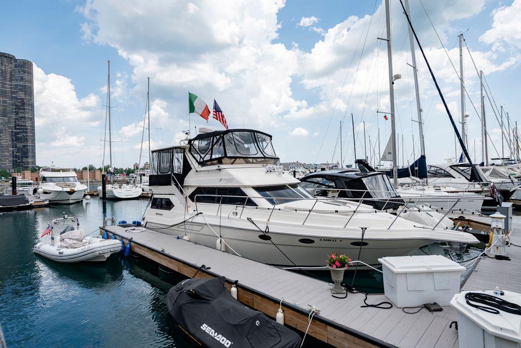 Cruisers Yachts 3850 Aft Cabin For Sale