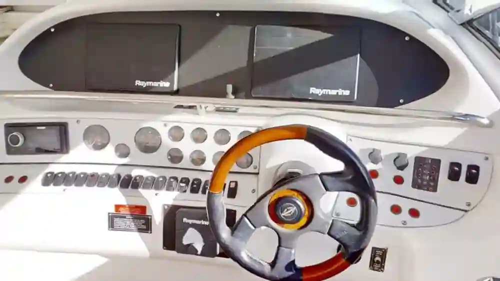 1999 Sunseeker Predator 63 for Sale in Tortola, VG Express Cruiser 4