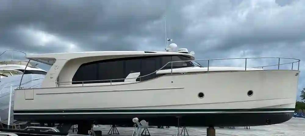 Greenline Yachts 40 Hybrid For Sale