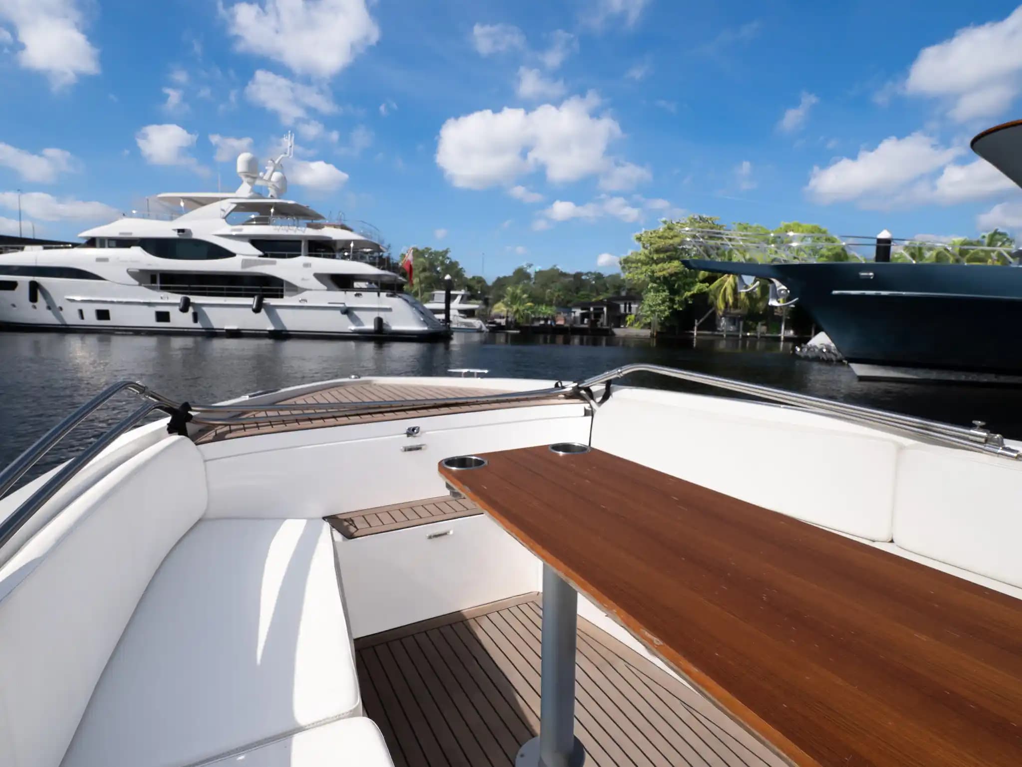 2022 RAND 23 Mana zum Verkauf in Fort Lauderdale, Florida Center Console 5