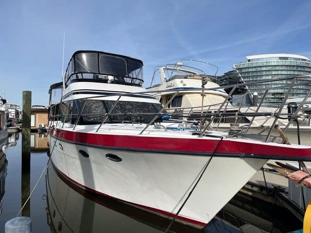 1988 Transpacific Marine Corsican Sold in Washington, District of Columbia Motor Yacht 3