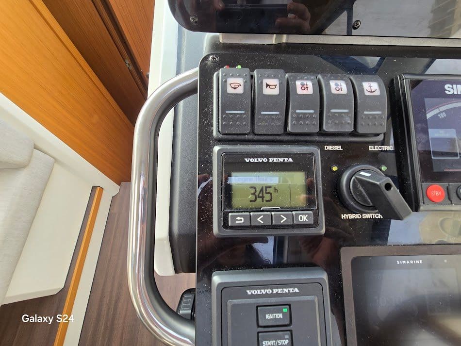 2022 Greenline Yachts 39 Hybrid for Sale in Patrick Space Force Base, Florida Trawler 4