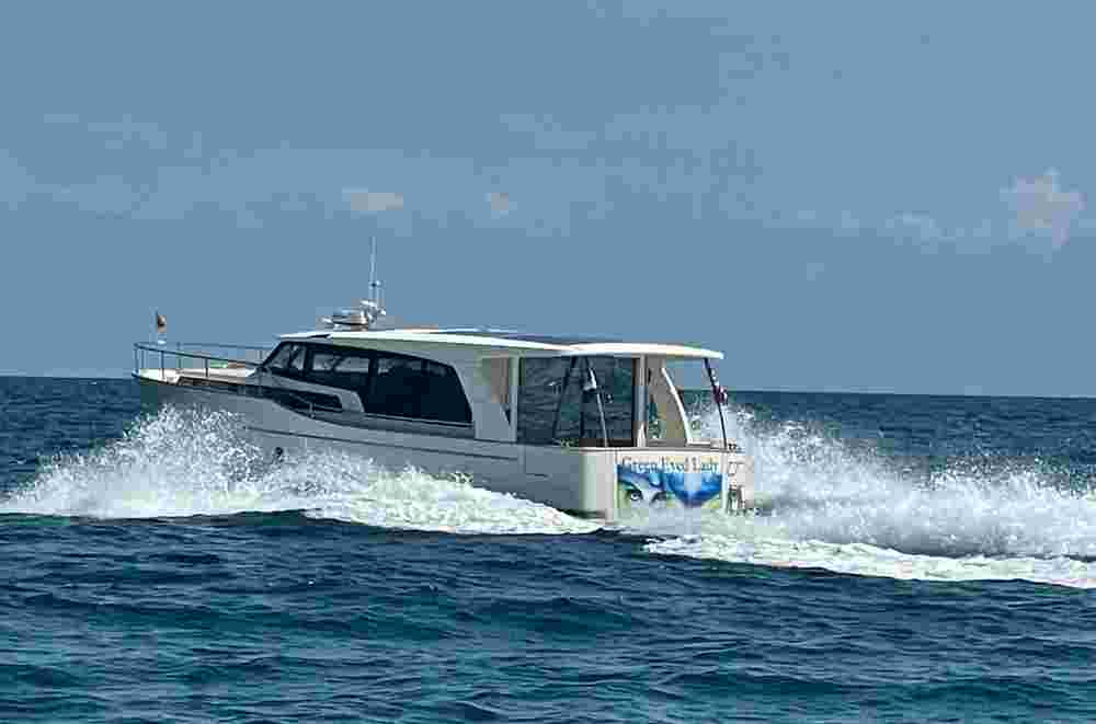 2019 Greenline Yachts 40 Hybrid