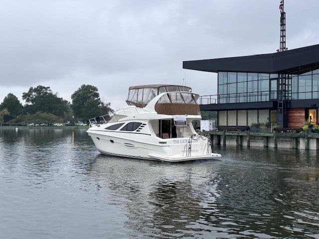 2008 Silverton Sport Bridge Verkauft in Washington, District of Columbia Motor Yacht 5