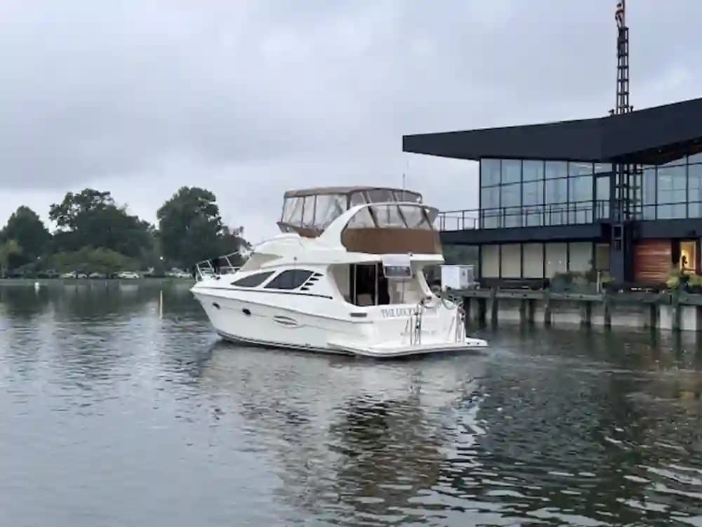 2008 Silverton Sport Bridge Verkauft in Washington, District of Columbia Motor Yacht 5
