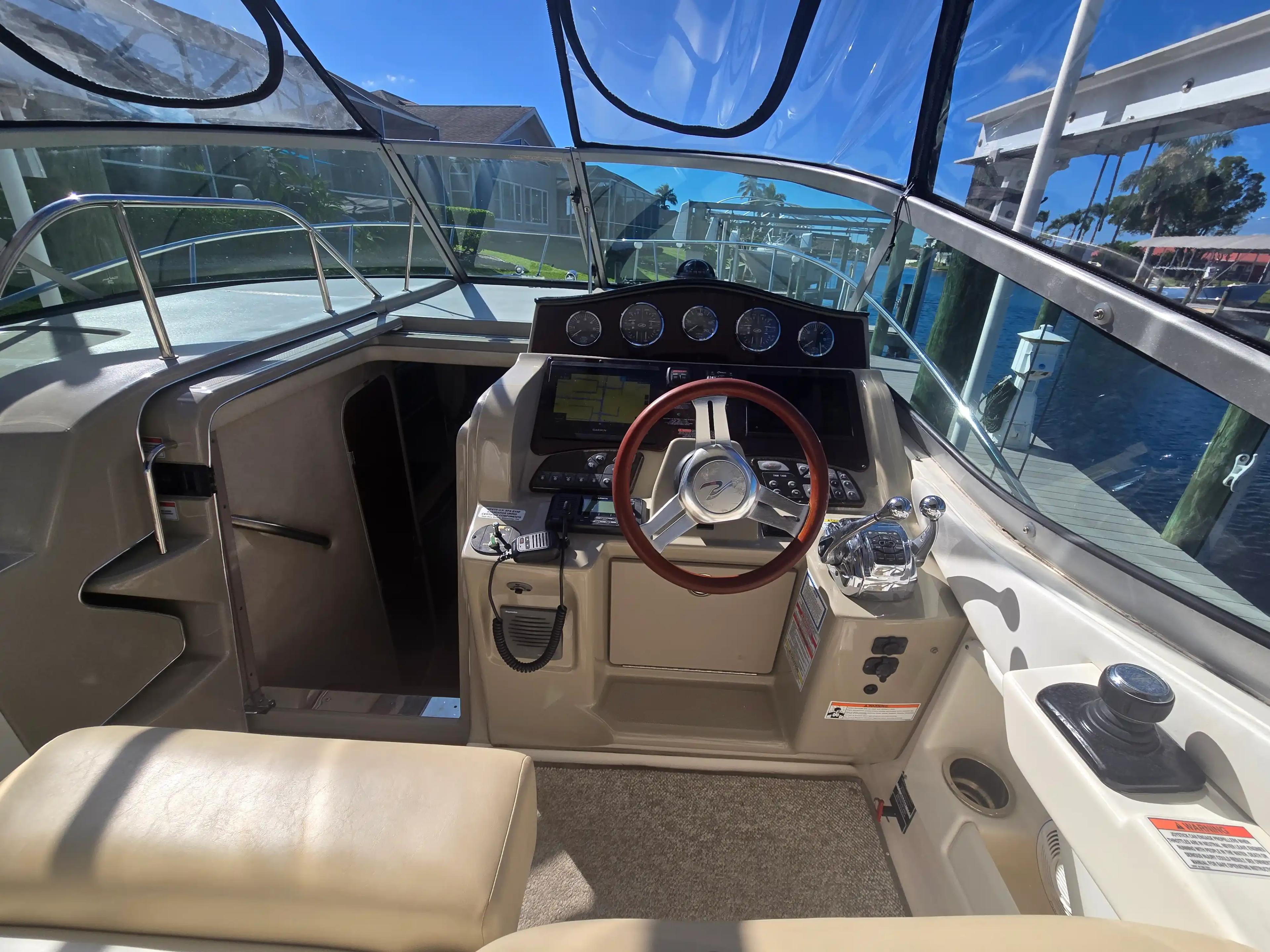 Sea Ray 330 Sundancer à vendre