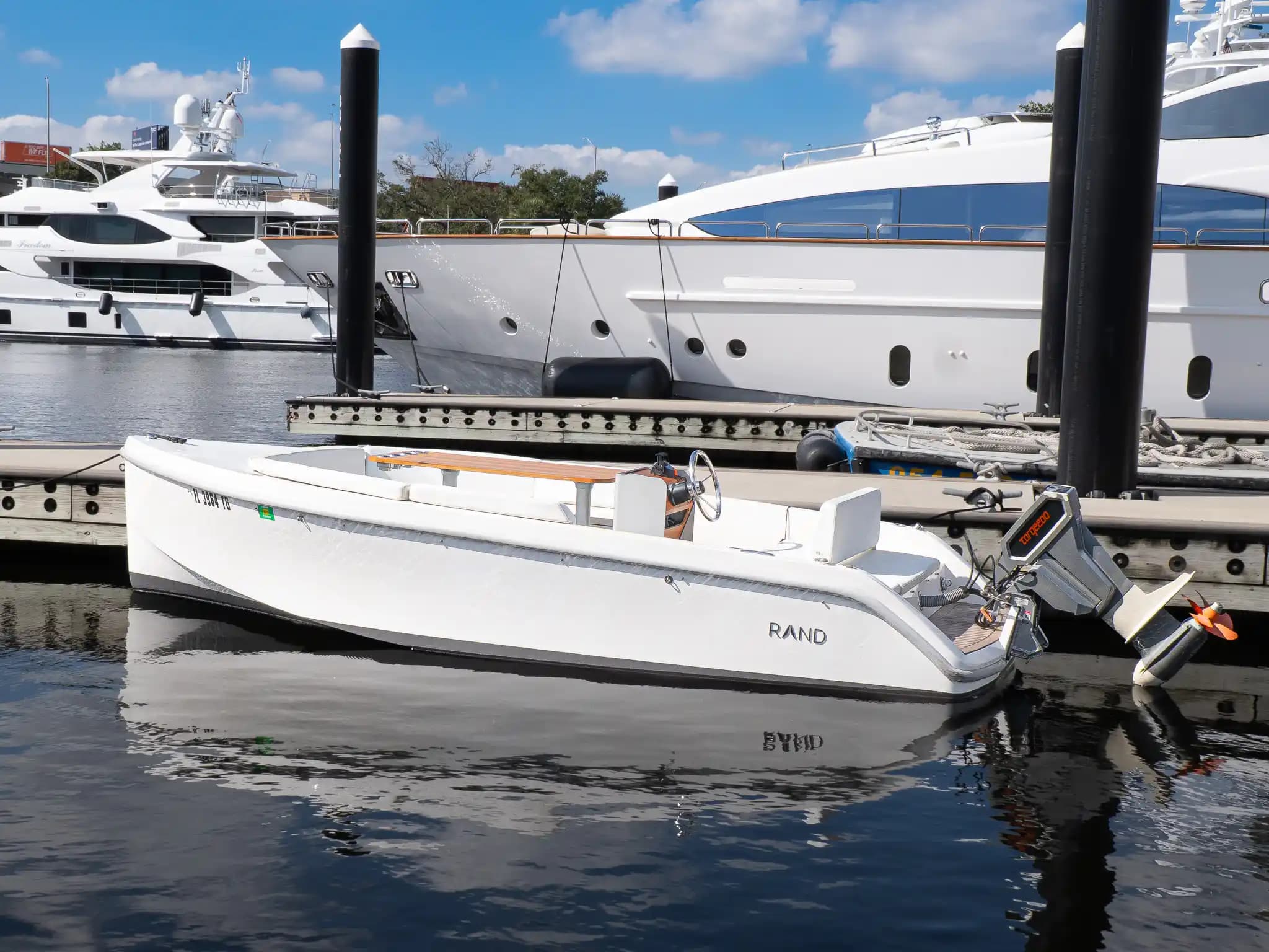 2022 RAND 18 Picnic Sold in Fort Lauderdale, Florida Bowrider 5