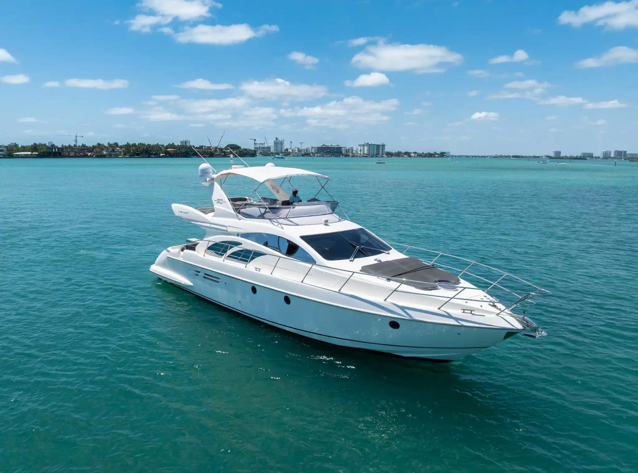Azimut 50 Flybridge For Sale