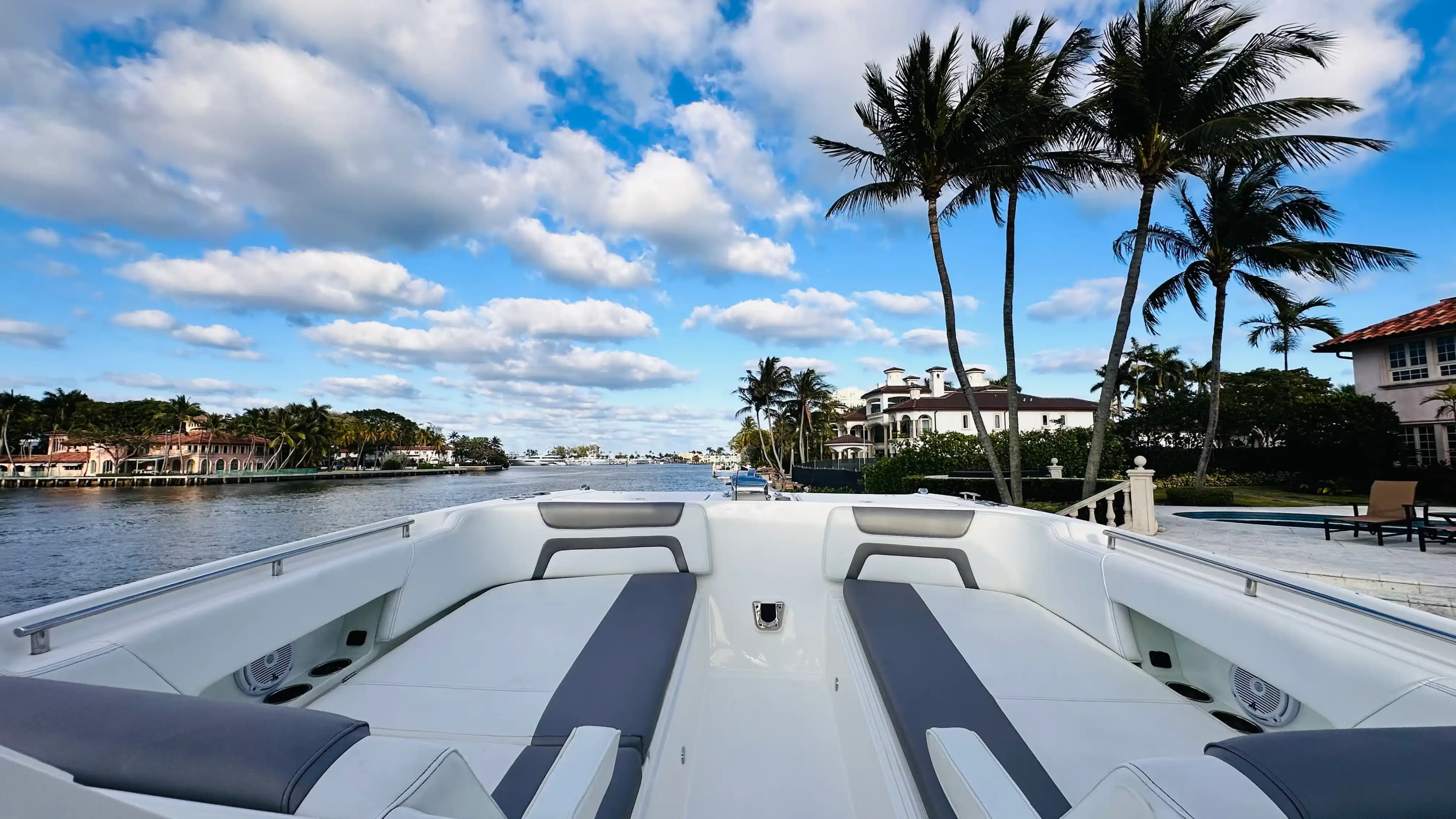 World Cat 320 DC zum Verkauf