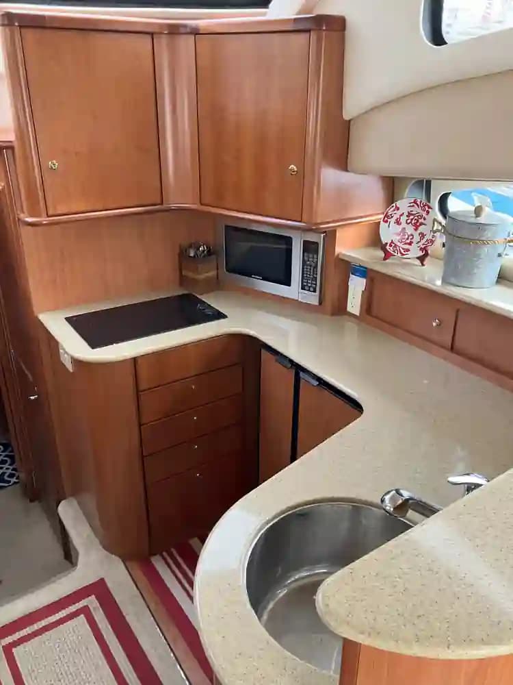 2008 Silverton Sport Bridge Verkauft in Washington, District of Columbia Motor Yacht 3