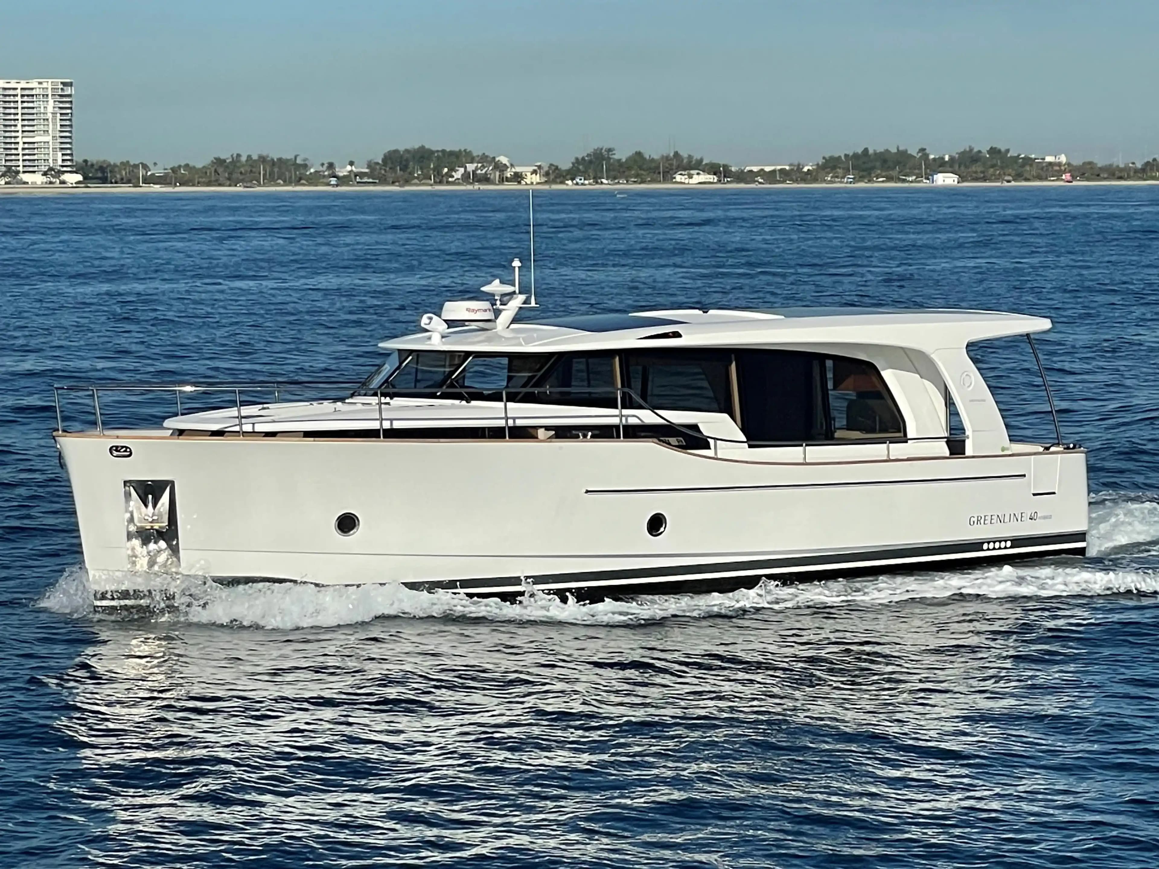 2024 Greenline Yachts 40 Hybrid Sold in Annapolis, Maryland Explorer Yachts 5