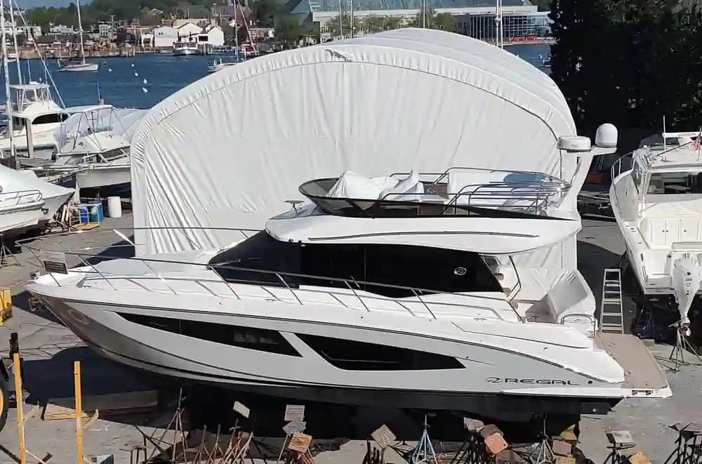 Regal 42 Fly zum Verkauf