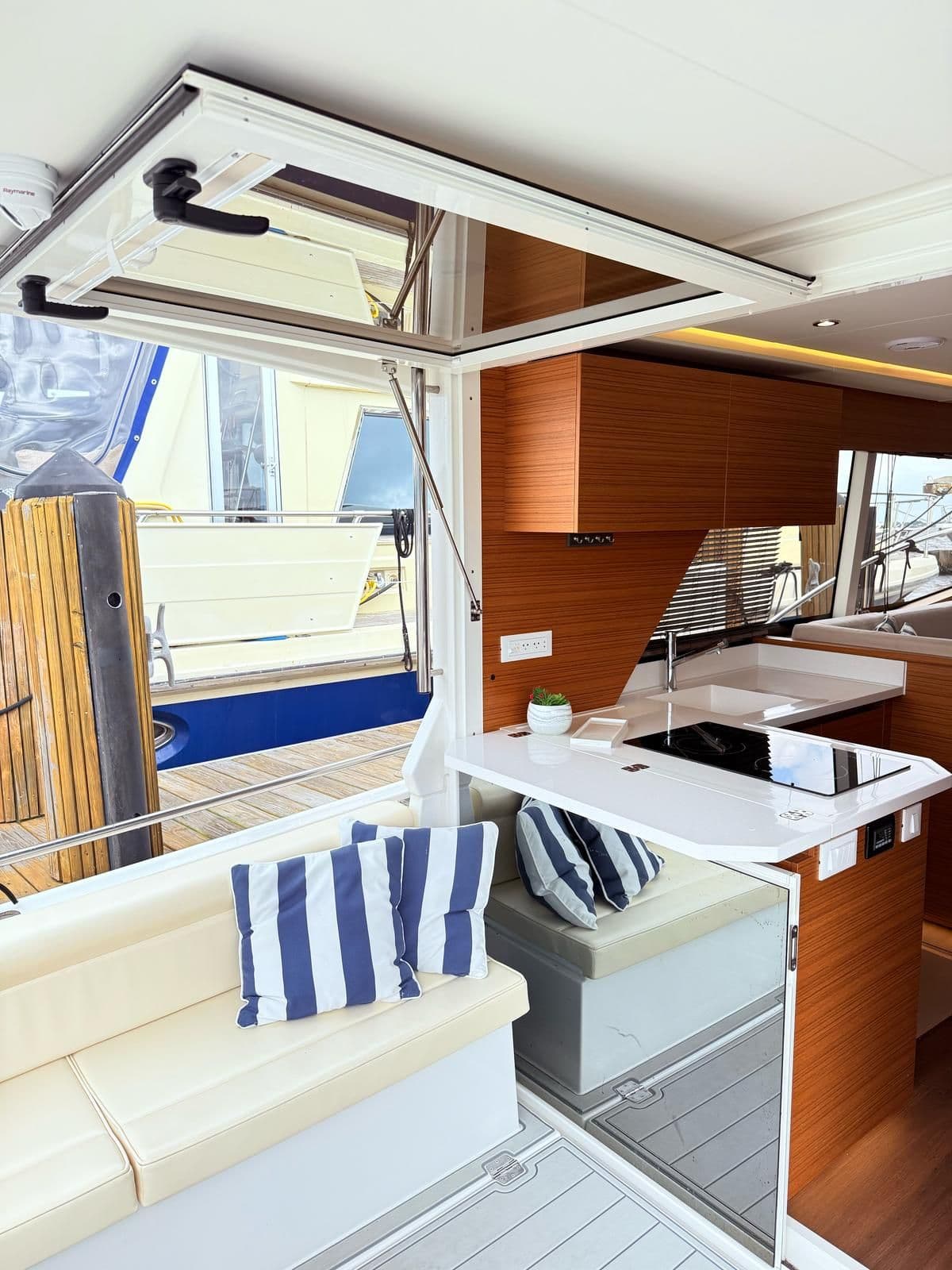 2021 Greenline Yachts 39 Hybrid for Sale in Fort Lauderdale, Florida Trawler 1