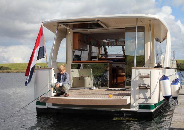 2026 Greenline Yachts 40 Hybrid