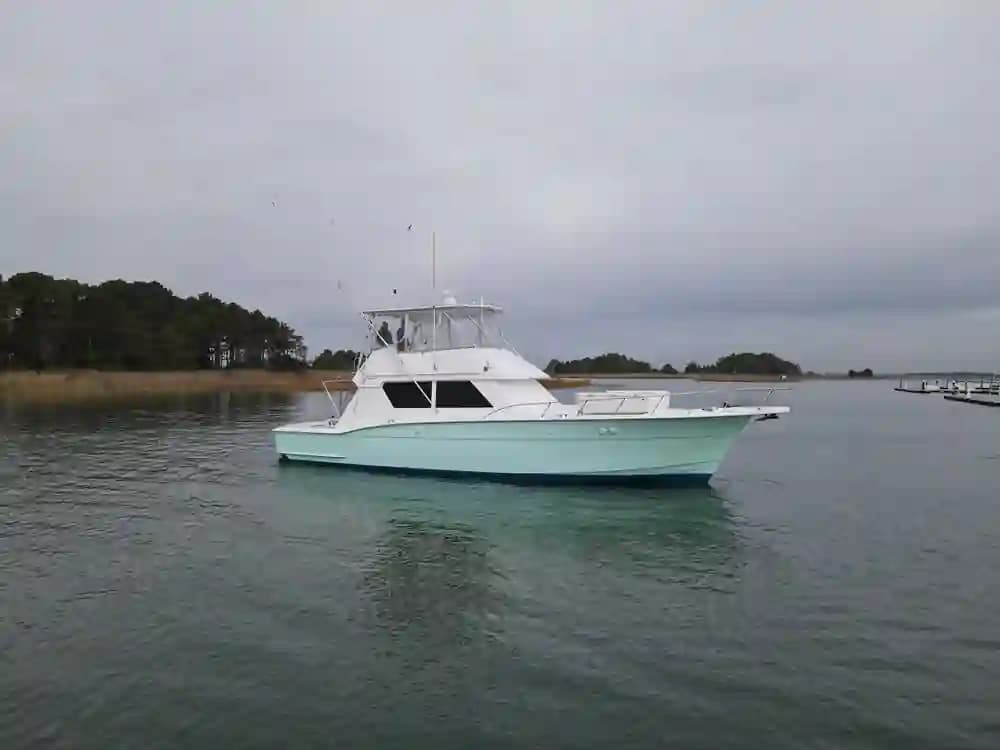 Hatteras 52 Convertible for Sale