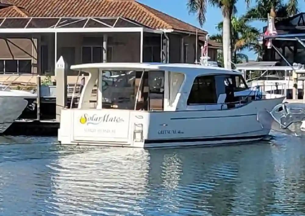 2021 Greenline Yachts 40 Hybrid Sold in Cape Coral, Florida Explorer Yachts 3