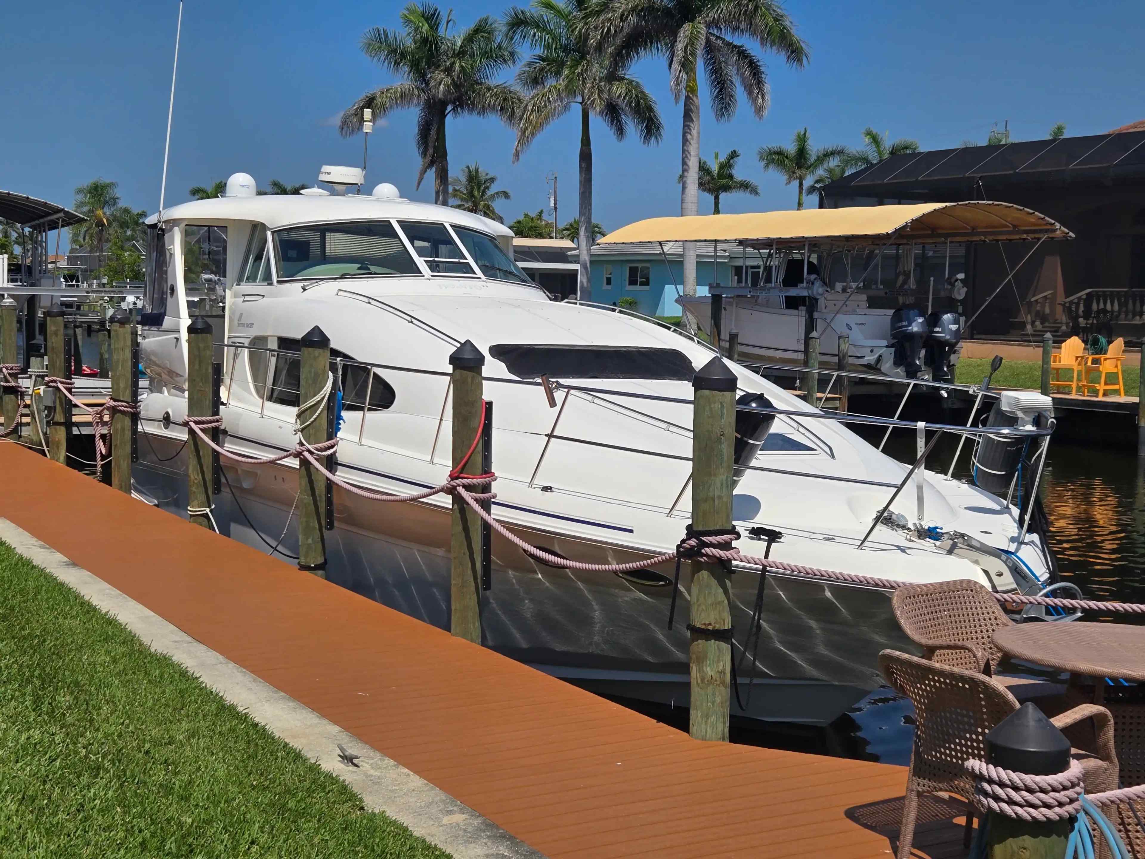 Yacht