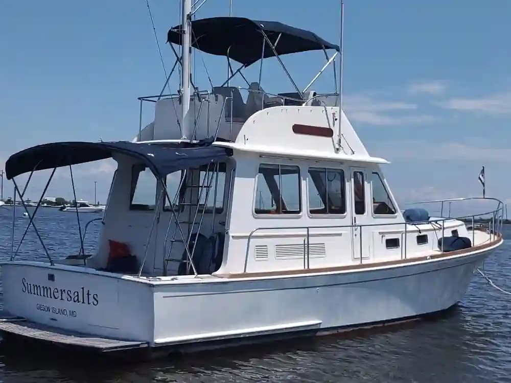 1996 Grand Banks Yachts Eastbay 40 for Sale in Annapolis, Maryland Flybridge 5