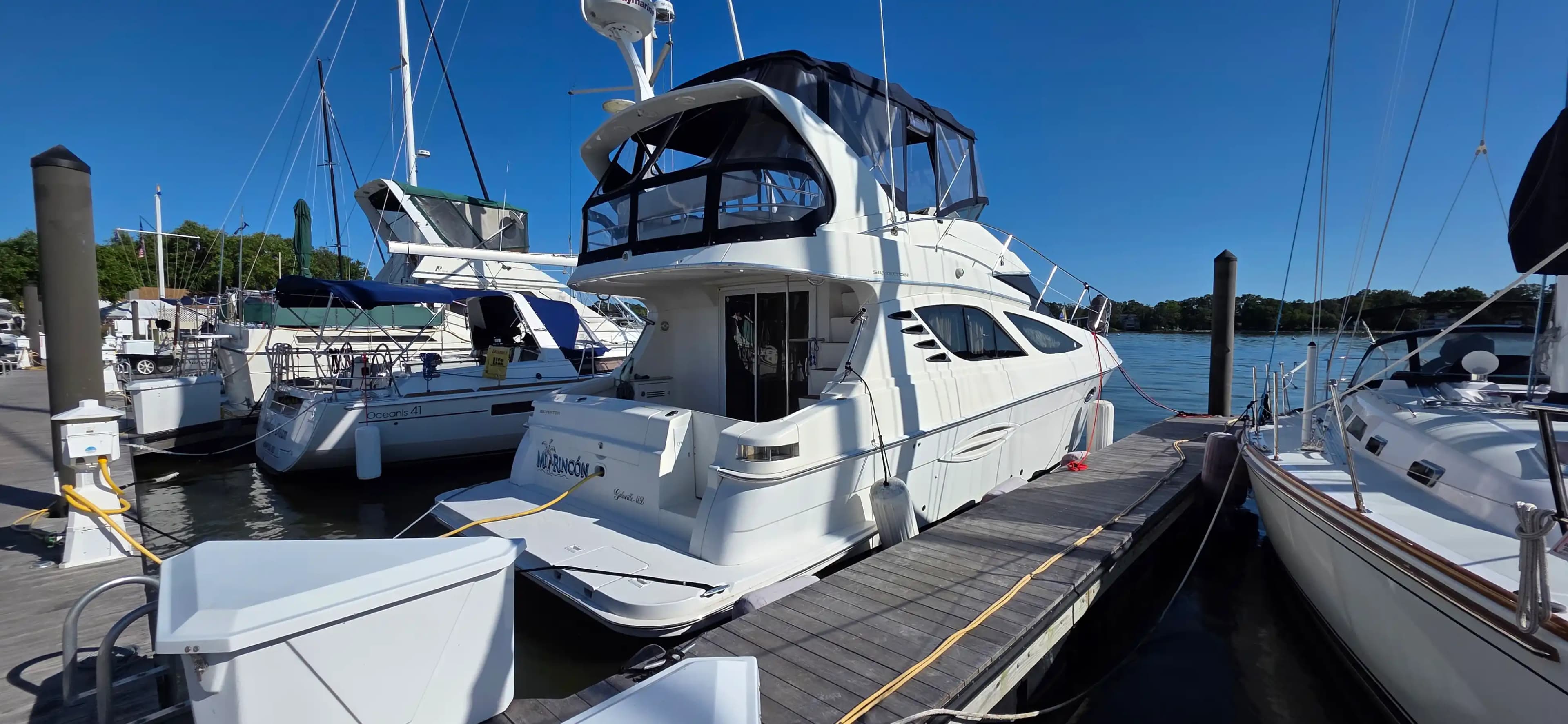 Silverton 39 Motor Yacht for Sale