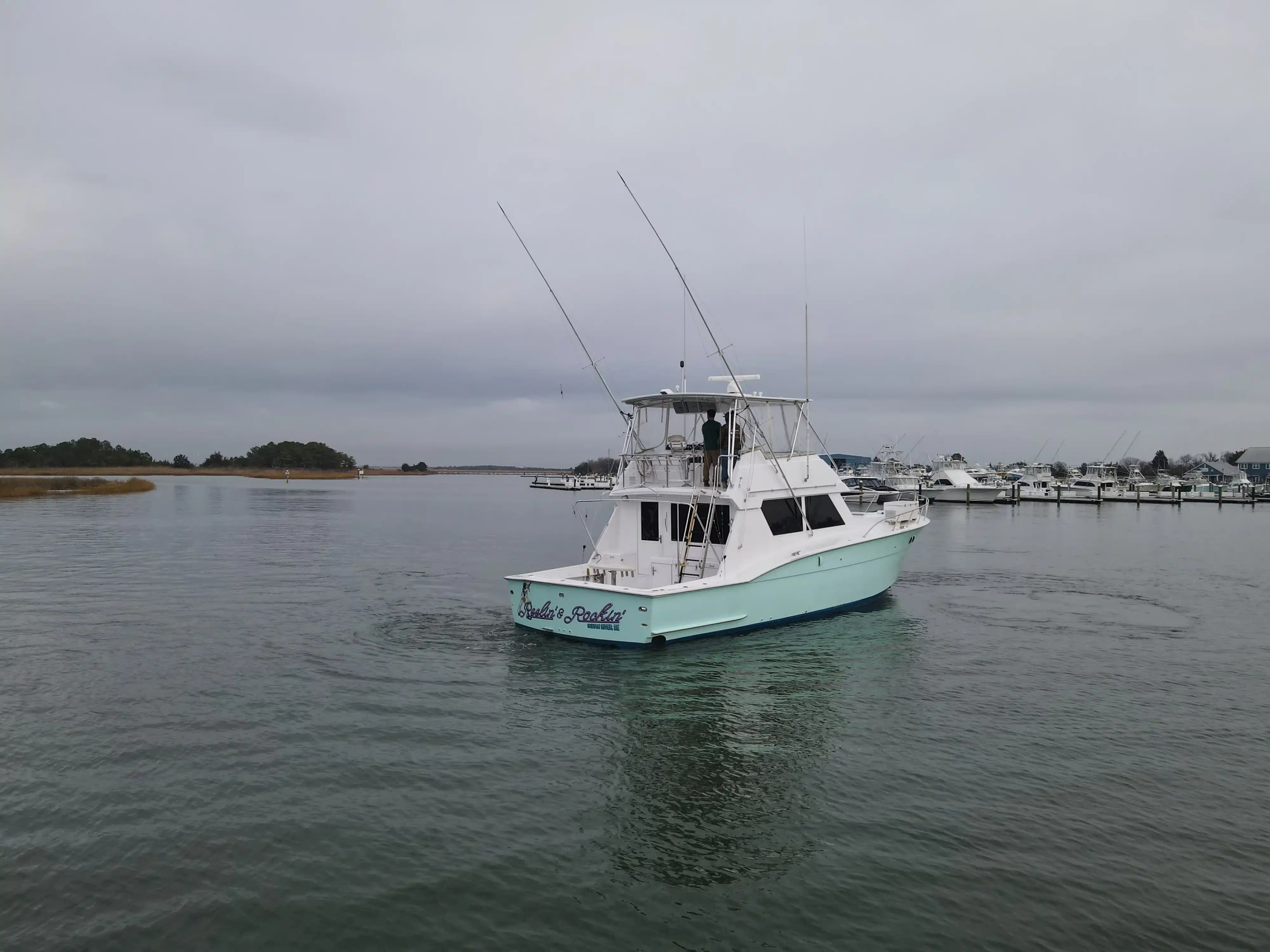 Hatteras 52 Convertible for Sale