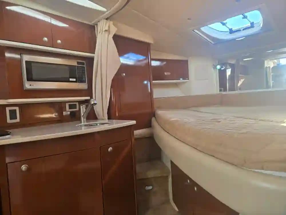 2010 Sea Ray 330 Sundancer for Sale in Cape Coral, Florida Cruiser 5