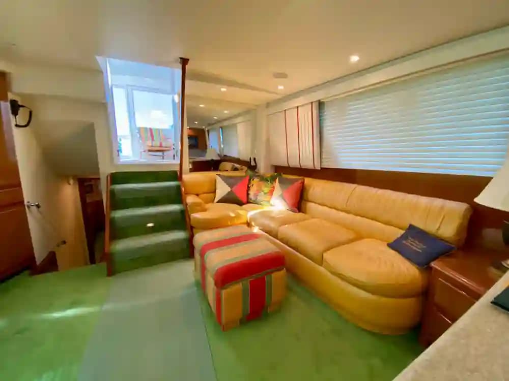 1999 Viking Yacht Cockpit Sport Yacht Sold in Fort Lauderdale, Florida Flybridge 4