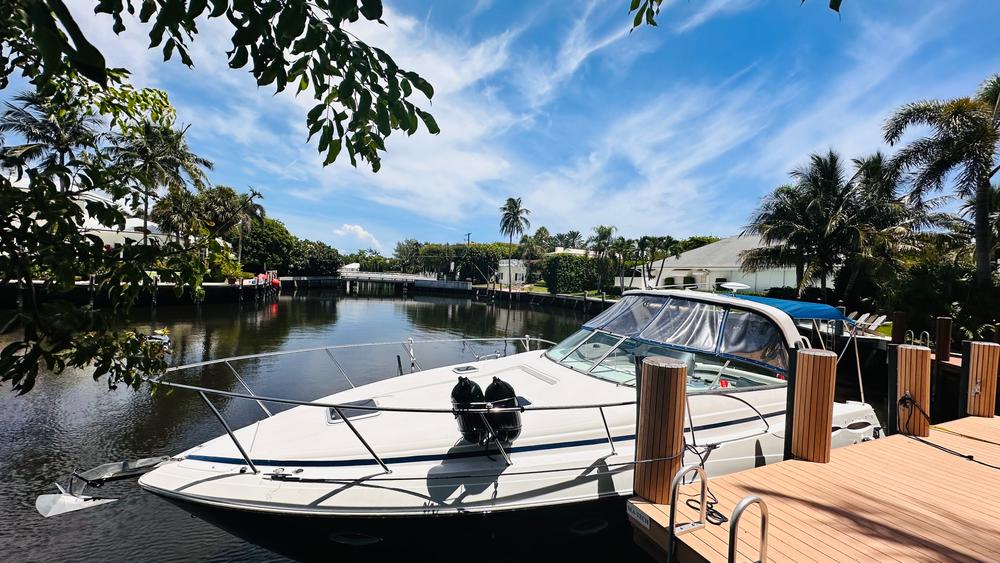 02 01. Docked at house. 01.jpg