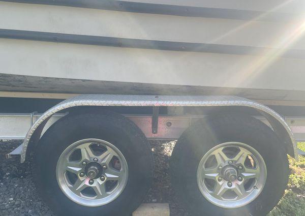 1990 Boston Whaler Frontier