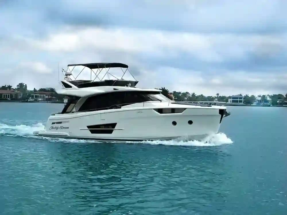 2020 Greenline Yachts 45 Fly Sold in Fort Lauderdale, Florida Motor Yacht 4