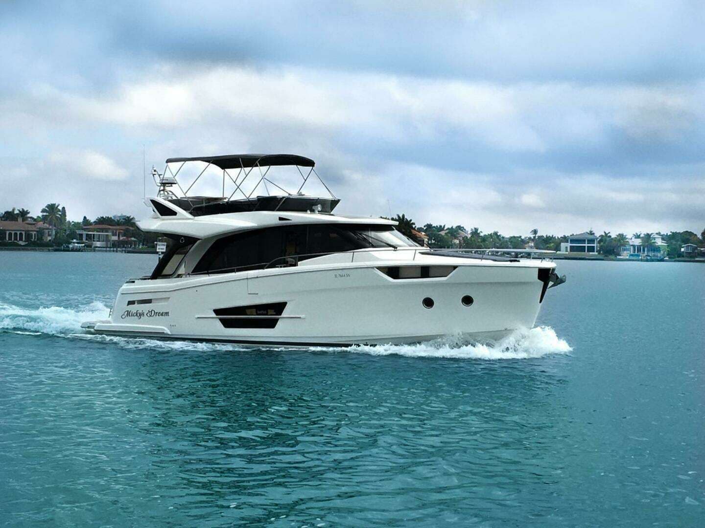 2020 Greenline Yachts 45 Fly Sold in Fort Lauderdale, Florida Motor Yacht 4