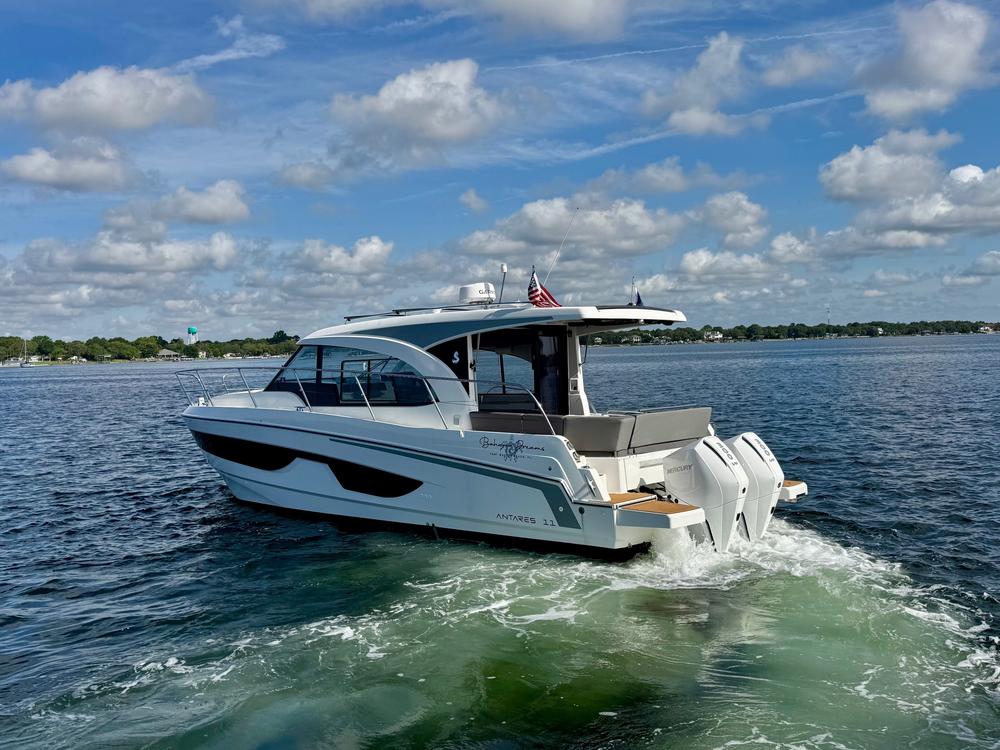 7 Port Aft Quarter.jpg